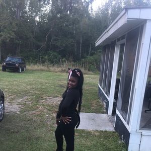 Meet your Posher, Shanyra